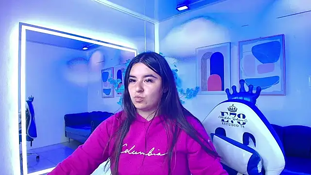 Snapshot of Anya_Volke chatting on April 30, 2026, 7:54 pm Anya Volke online show from April 30, 2026, 7:54 pm