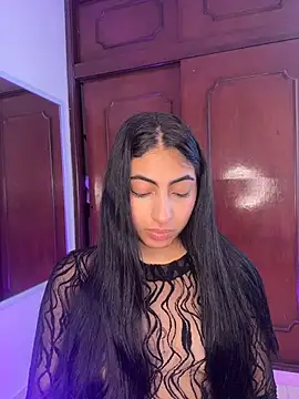 Snapshot of Lily_Rush chatting on May 5, 2026, 12:08 pm Lily Rush online show from May 5, 2026, 12:08 pm