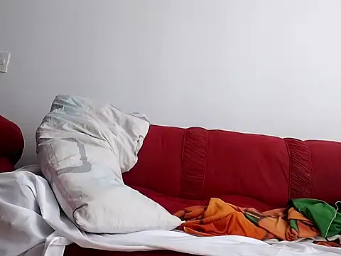 luzydany online show from April 21, 2026, 4:46 pm