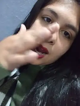 Snapshot of Thamimaodefada chatting on June 2, 2026, 12:32 am Thamimaodefada online show from June 2, 2026, 12:32 am