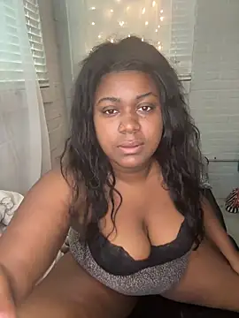 Snapshot of caramelick chatting on June 3, 2026, 1:45 pm caramelick online show from June 3, 2026, 1:45 pm
