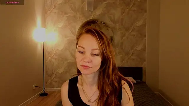 Snapshot of Margo_Kelly chatting on May 13, 2026, 1:12 am Margo Kelly online show from May 13, 2026, 1:12 am
