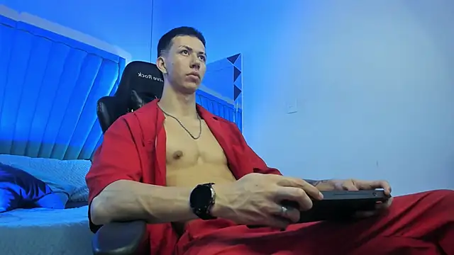 OliverThompsonJS online show from June 2, 2026, 4:45 am
