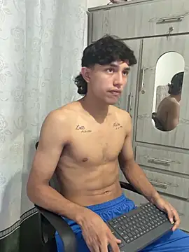 Snapshot of alex_martin47 chatting on June 30, 2026, 12:54 am alex martin47 online show from June 30, 2026, 12:54 am