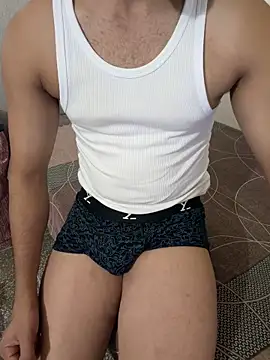 Snapshot of lucky_7inches chatting on May 13, 2026, 5:09 pm lucky 7inches online show from May 13, 2026, 5:09 pm