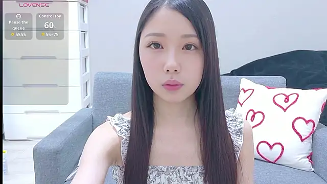 Snapshot of Minamina2 chatting on June 18, 2026, 9:36 am Minamina2 online show from June 18, 2026, 9:36 am