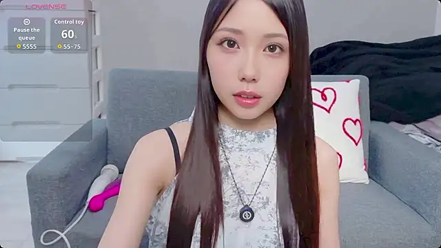 Snapshot of Minamina2 chatting on July 9, 2026, 7:09 am Minamina2 online show from July 9, 2026, 7:09 am
