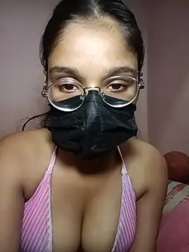 Snapshot of Your_SugarBaby- chatting on July 5, 2026, 6:59 pm Your SugarBaby- online show from July 5, 2026, 6:59 pm