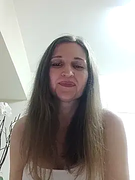 irresistibelle online show from April 21, 2026, 11:44 pm