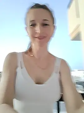 irresistibelle online show from June 18, 2026, 5:18 pm
