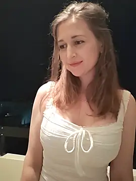Snapshot of irresistibelle chatting on July 26, 2026, 6:48 pm irresistibelle online show from July 26, 2026, 6:48 pm
