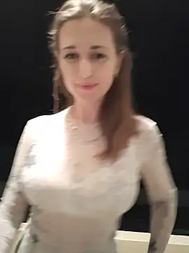 Snapshot of irresistibelle chatting on July 30, 2026, 7:46 pm irresistibelle online show from July 30, 2026, 7:46 pm
