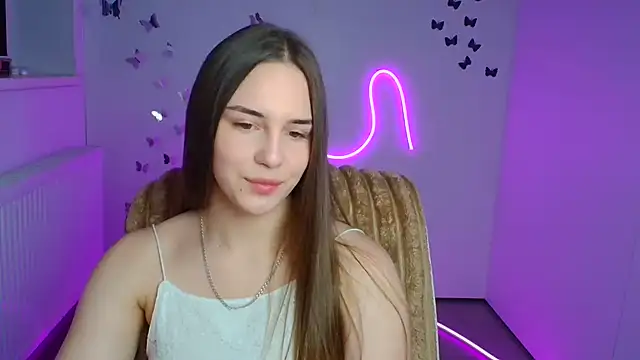 Snapshot of Kyara_ra chatting on June 19, 2026, 5:24 am Kyara ra online show from June 19, 2026, 5:24 am
