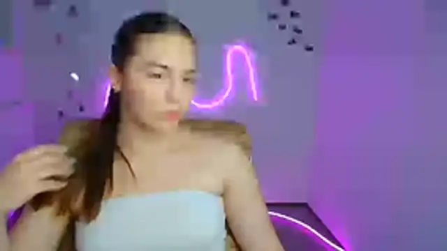 Snapshot of Kyara_ra chatting on June 26, 2026, 5:24 am Kyara ra online show from June 26, 2026, 5:24 am