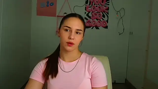 Snapshot of Kyara_ra chatting on July 8, 2026, 5:30 am Kyara ra online show from July 8, 2026, 5:30 am