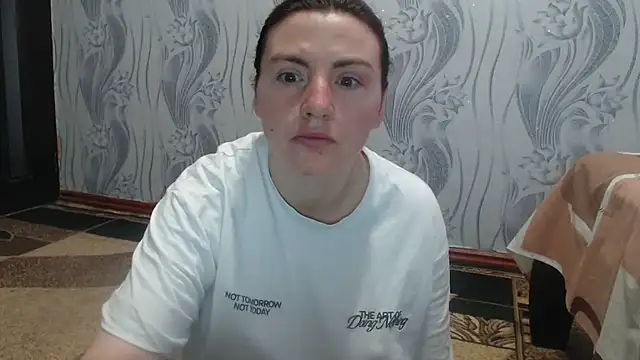 Snapshot of AlinaxJames chatting on May 16, 2026, 8:46 am AlinaxJames online show from May 16, 2026, 8:46 am