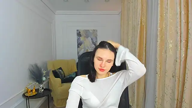 Snapshot of AlicePertim chatting on June 9, 2026, 7:59 pm AlicePertim online show from June 9, 2026, 7:59 pm