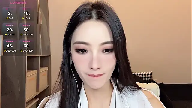 Xixi-mm online show from July 13, 2026, 12:48 pm