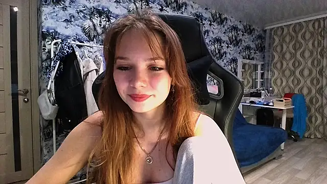 Snapshot of Princess_Mira chatting on August 2, 2026, 8:39 pm Princess Mira online show from August 2, 2026, 8:39 pm