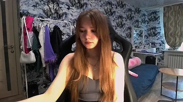 Snapshot of Princess_Mira chatting on July 9, 2026, 4:46 am Princess Mira online show from July 9, 2026, 4:46 am