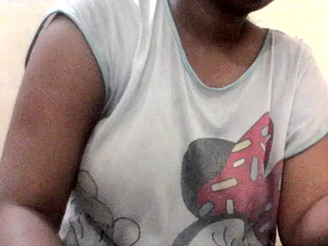 Naughty baddie099 online show from April 25, 2026, 12:19 pm