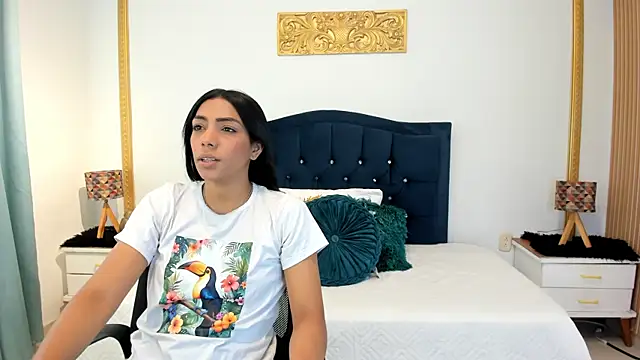 Snapshot of AmberKayleigh chatting on July 8, 2026, 2:18 pm AmberKayleigh online show from July 8, 2026, 2:18 pm