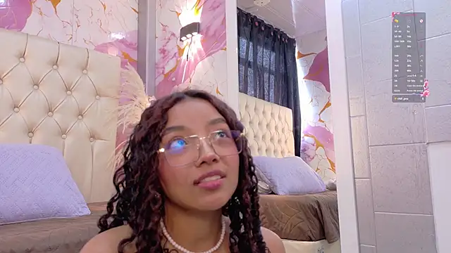 Snapshot of angeline_scot chatting on May 11, 2026, 2:45 pm angeline scot online show from May 11, 2026, 2:45 pm
