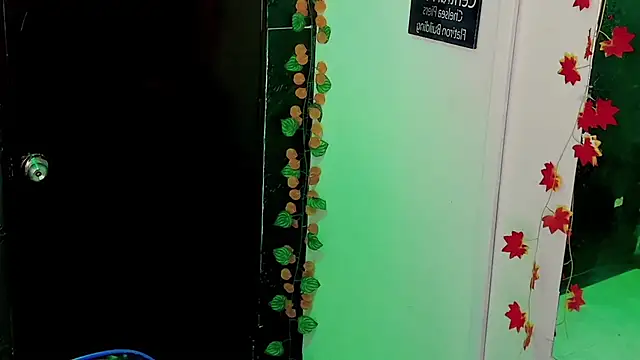 Snapshot of LilaVelvet chatting on July 9, 2026, 7:57 pm LilaVelvet online show from July 9, 2026, 7:57 pm