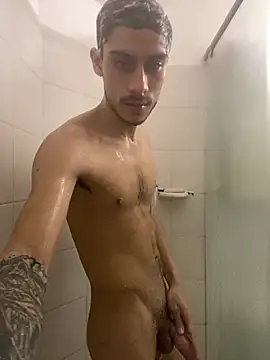 Snapshot of Axel_DavisS chatting on July 23, 2026, 7:54 pm Axel DavisS online show from July 23, 2026, 7:54 pm