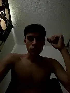 Snapshot of Axel_DavisS chatting on April 26, 2026, 10:40 pm Axel DavisS online show from April 26, 2026, 10:40 pm
