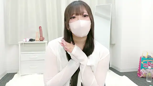 Snapshot of seachan_v chatting on June 9, 2026, 12:06 pm seachan v online show from June 9, 2026, 12:06 pm