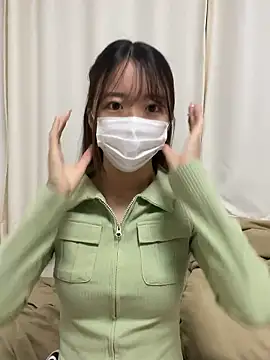 Mirei  oO online show from April 27, 2026, 12:36 pm