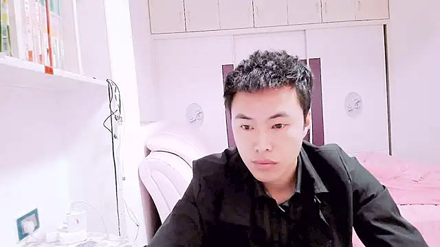 xiaowu888 online show from April 24, 2026, 2:02 am