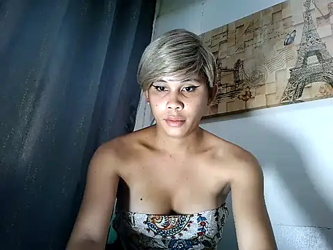 Angelalove25 online show from June 4, 2026, 1:21 am