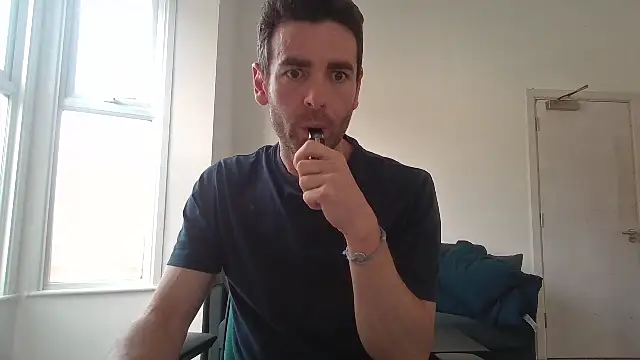 Snapshot of frenchbdmaninlondon chatting on June 16, 2026, 11:54 am frenchbdmaninlondon online show from June 16, 2026, 11:54 am