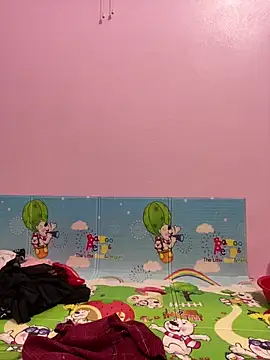  Sara pusy online show from April 23, 2026, 1:35 pm