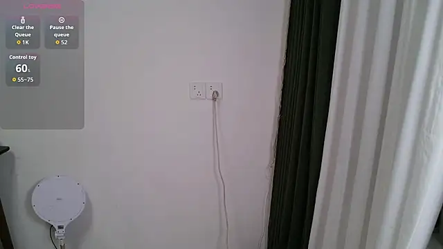 Snapshot of lris-88 chatting on May 6, 2026, 4:11 pm lris-88 online show from May 6, 2026, 4:11 pm