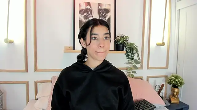 Snapshot of Nanami_ chatting on July 29, 2026, 12:04 pm Nanami online show from July 29, 2026, 12:04 pm