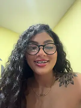 Snapshot of brizzmotion chatting on May 30, 2026, 11:32 pm brizzmotion online show from May 30, 2026, 11:32 pm