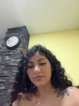 Snapshot of brizzmotion chatting on April 30, 2026, 8:57 pm brizzmotion online show from April 30, 2026, 8:57 pm