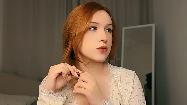 Snapshot of flaremoon chatting on May 24, 2026, 1:22 pm flaremoon online show from May 24, 2026, 1:22 pm