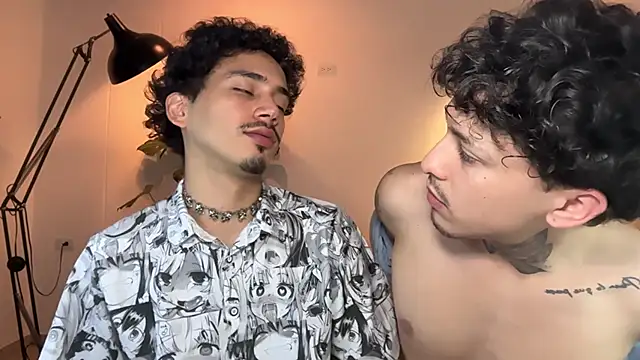 Snapshot of Noah_and_Steven chatting on May 19, 2026, 3:41 pm Noah and Steven online show from May 19, 2026, 3:41 pm