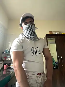 TitanBulk1999 online show from July 17, 2026, 11:07 am
