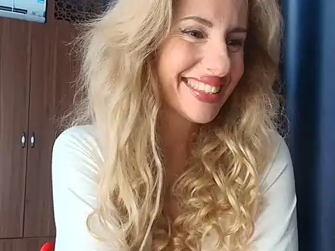 Snapshot of _horny_sexy_ chatting on April 15, 2026, 5:13 am horny sexy online show from April 15, 2026, 5:13 am