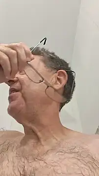 Snapshot of Titeuf_83 chatting on July 14, 2026, 4:24 pm Titeuf 83 online show from July 14, 2026, 4:24 pm