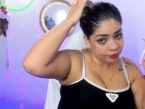 Mavlatin22 online show from June 25, 2026, 2:31 am