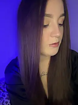 Snapshot of kisaaaaaa chatting on May 3, 2026, 7:06 pm kisaaaaaa online show from May 3, 2026, 7:06 pm