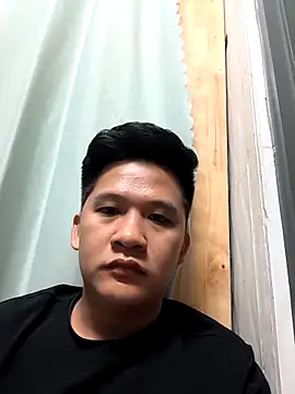 Men poy online show from May 5, 2026, 12:08 pm