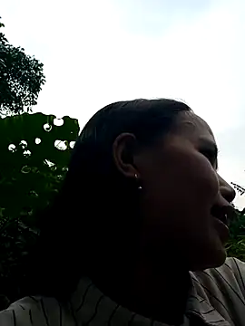  Chinmayi sexy  online show from April 22, 2026, 9:05 am