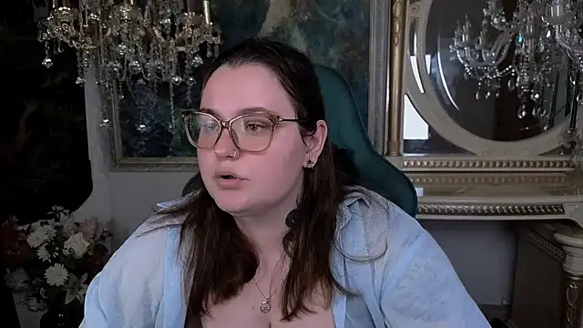 Snapshot of CatherineClaire chatting on August 7, 2026, 4:57 pm CatherineClaire online show from August 7, 2026, 4:57 pm